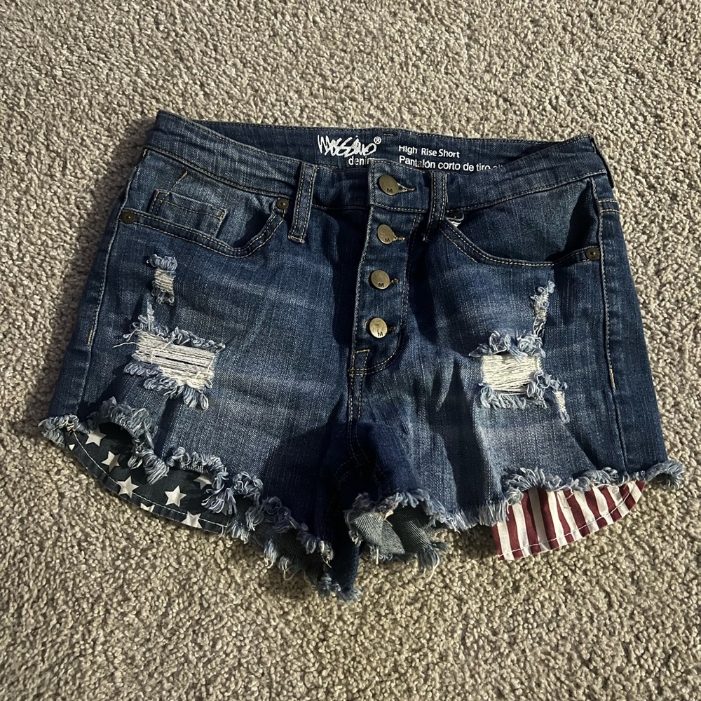 Jean shorts with American flag pockets